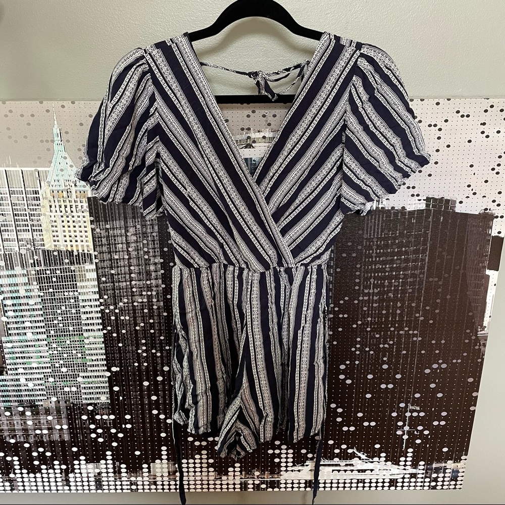 3 for $20//NWOT Navy and White Romper